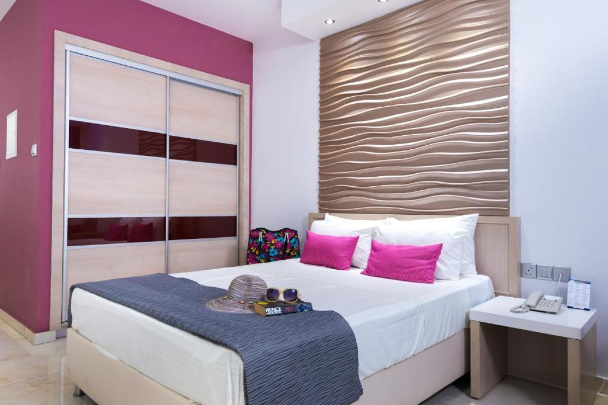Loutsiana Deluxe Apartments