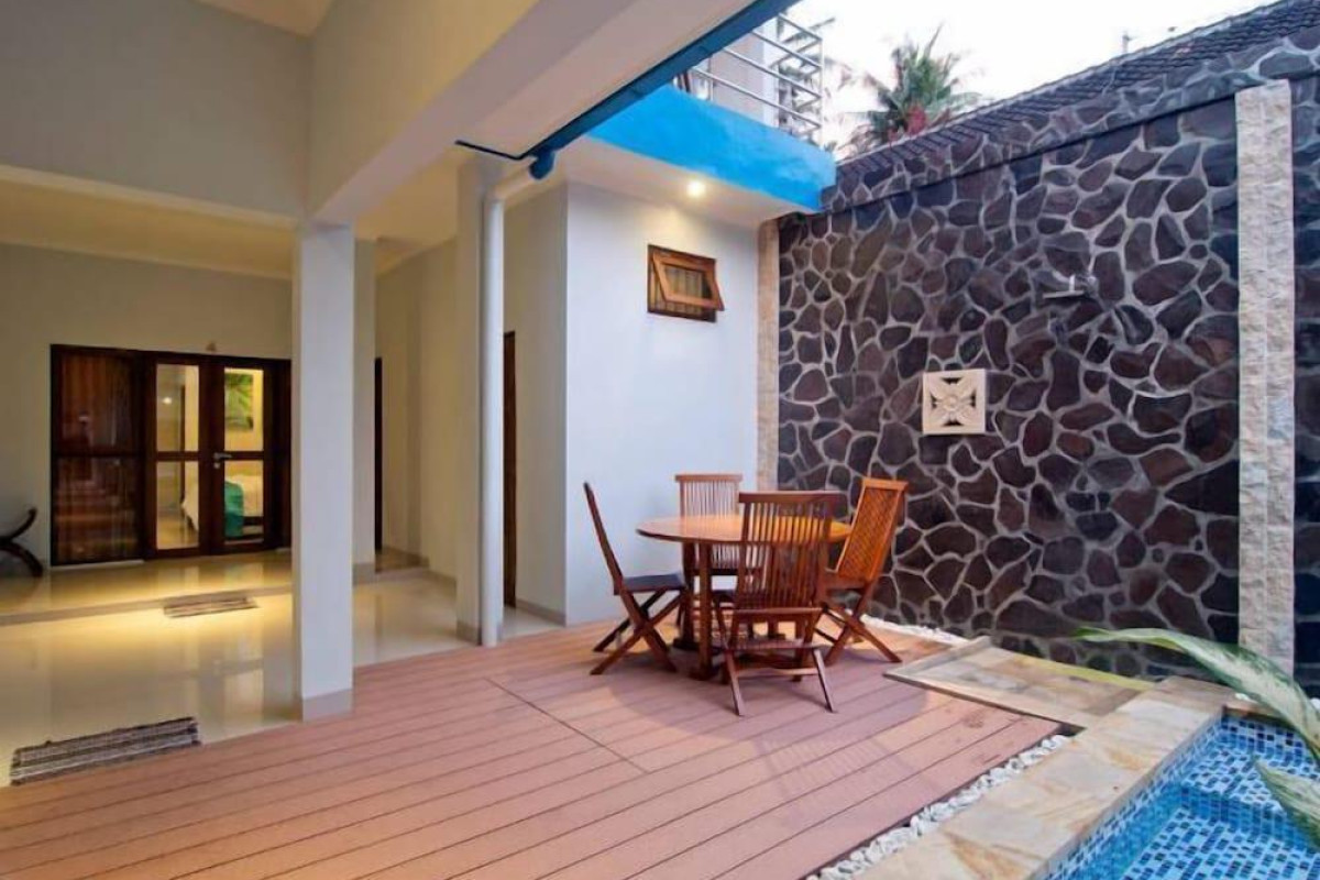 Lovina Oasis Hotel