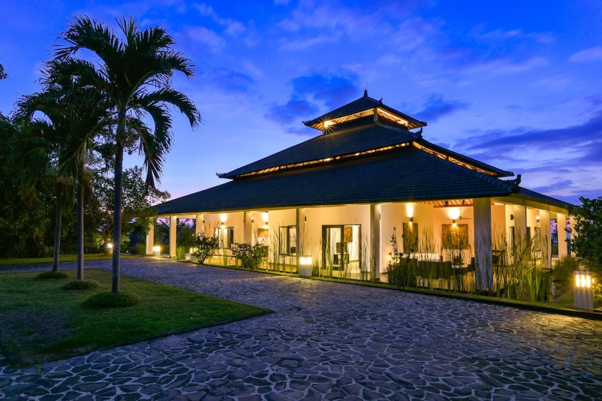Lovina Residence
