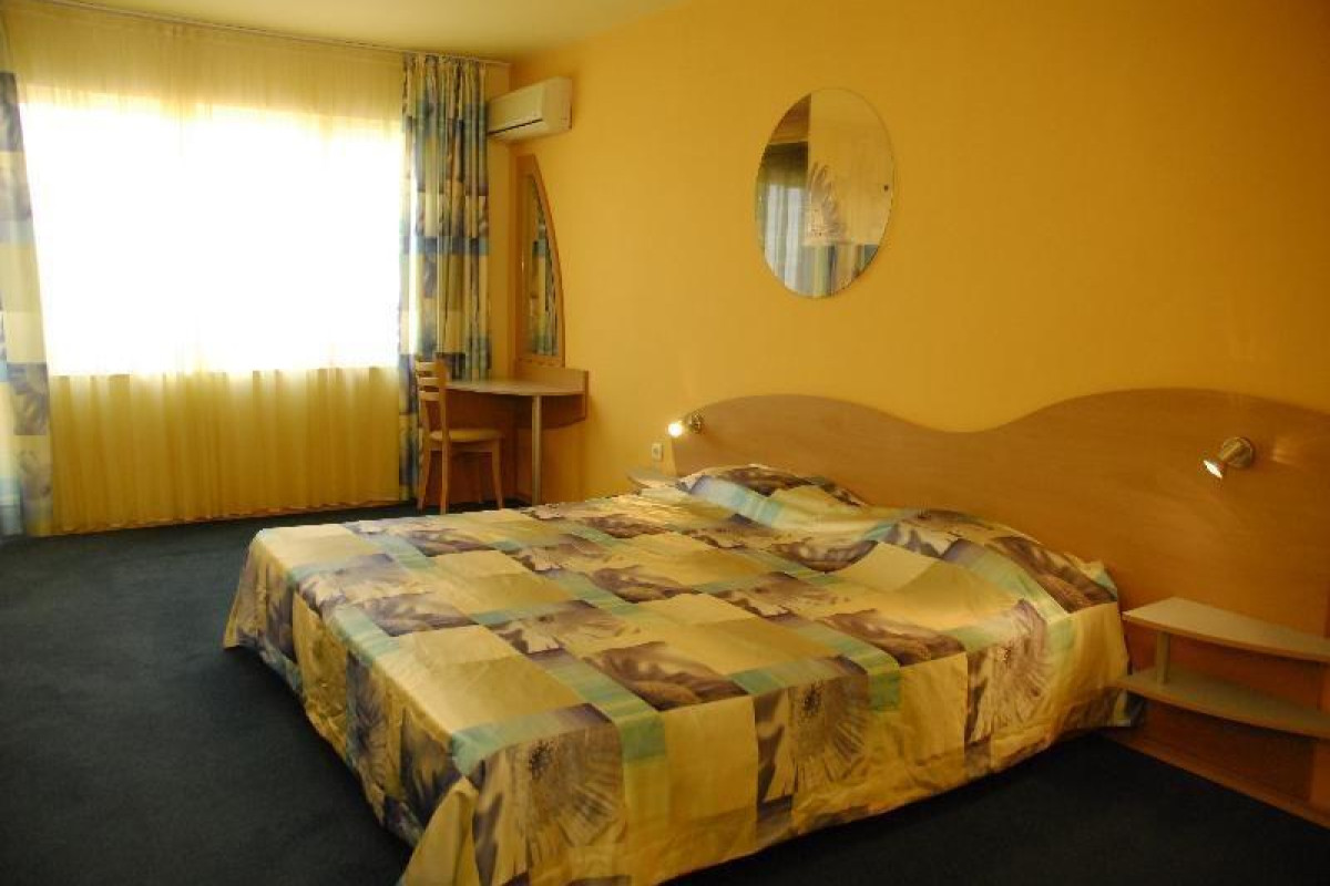 LOZENETS RESORT HOTEL