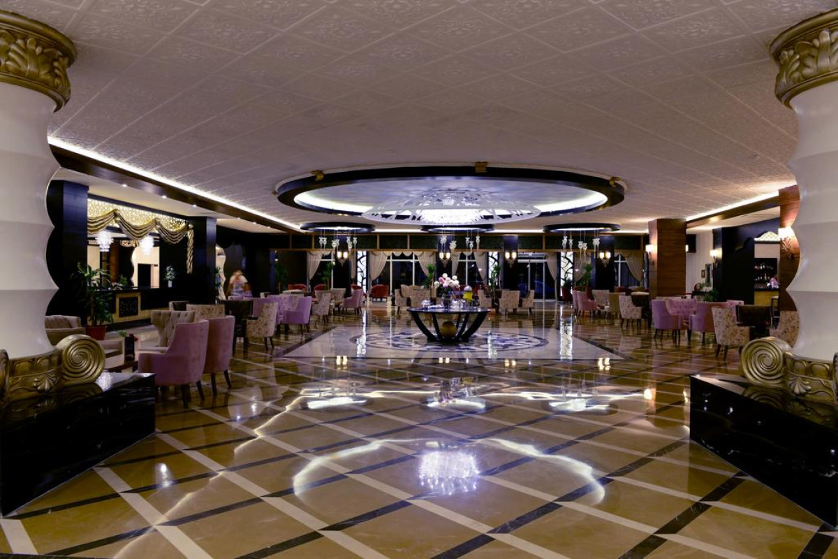 LRS LAKE RIVER SIDE HOTEL & SPA