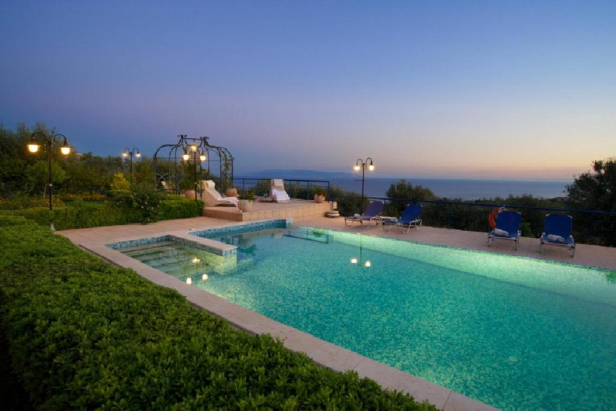 Lucia Simona Villas