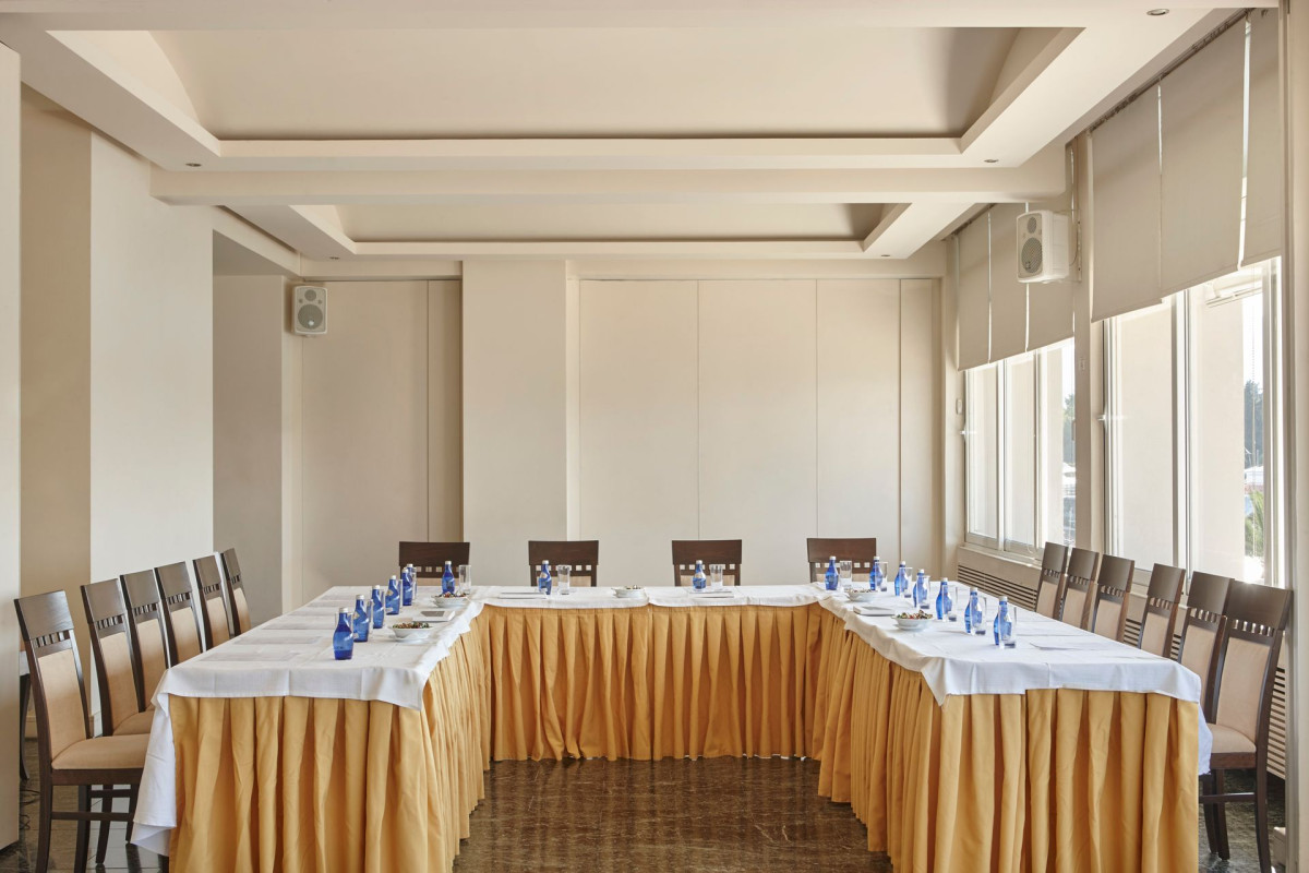 Lucy Hotel Chalkida