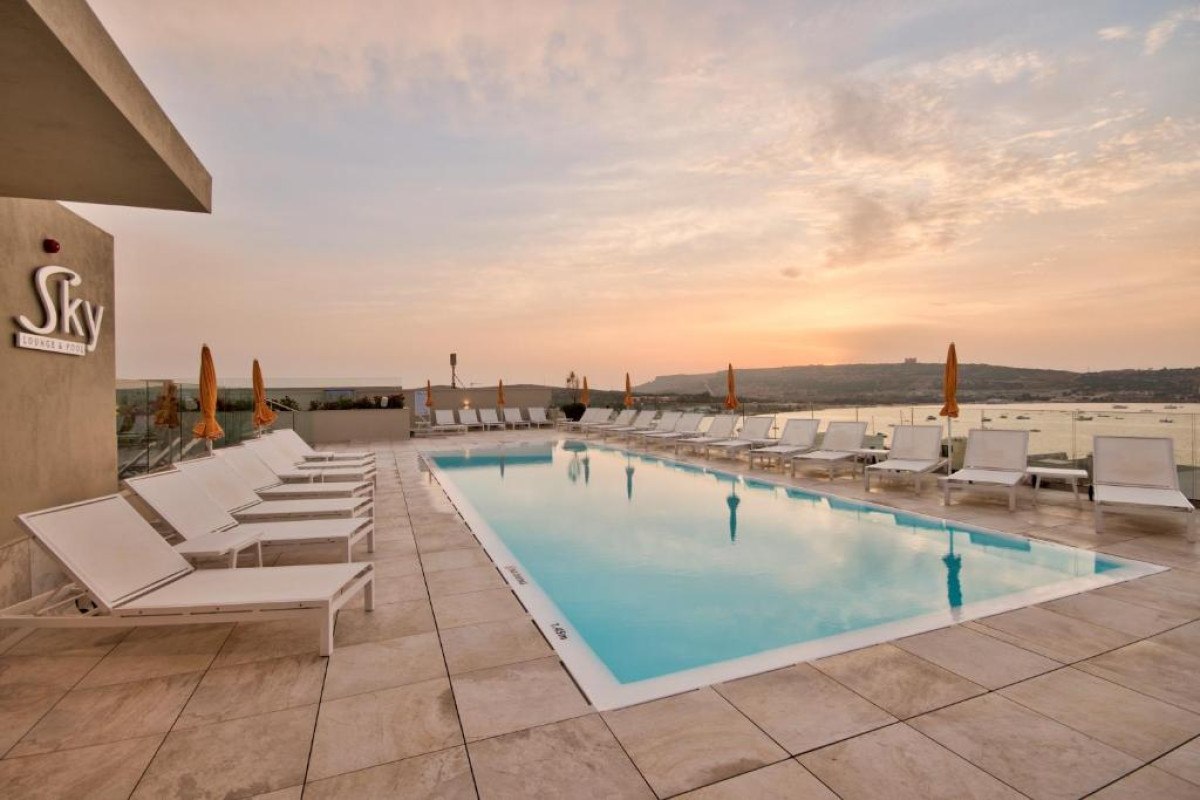 Luna Holiday Complex