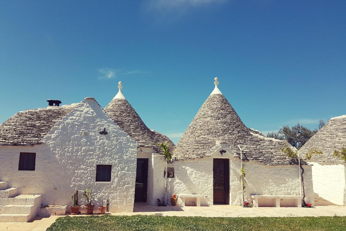 LUNALI (BARI PROVINCE, 56 KM FROM BARI CIY)