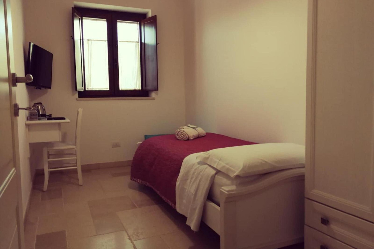 LUNALI (BARI PROVINCE, 56 KM FROM BARI CIY)
