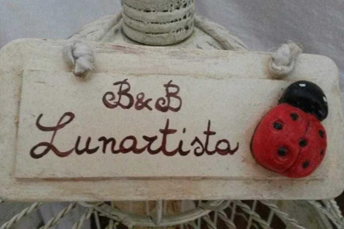 Lunartista Bed & Breakfast