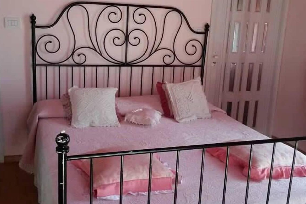 Lunartista Bed & Breakfast