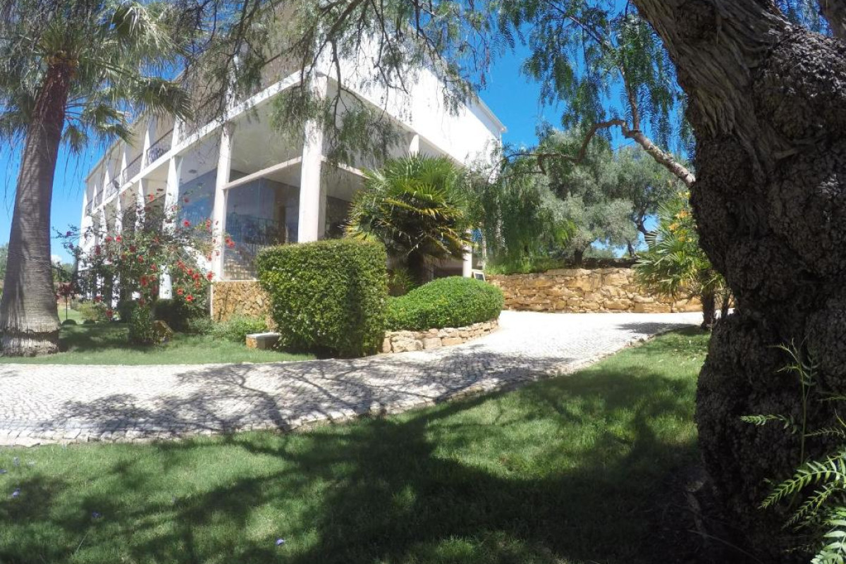 LUZMAR VILLAS