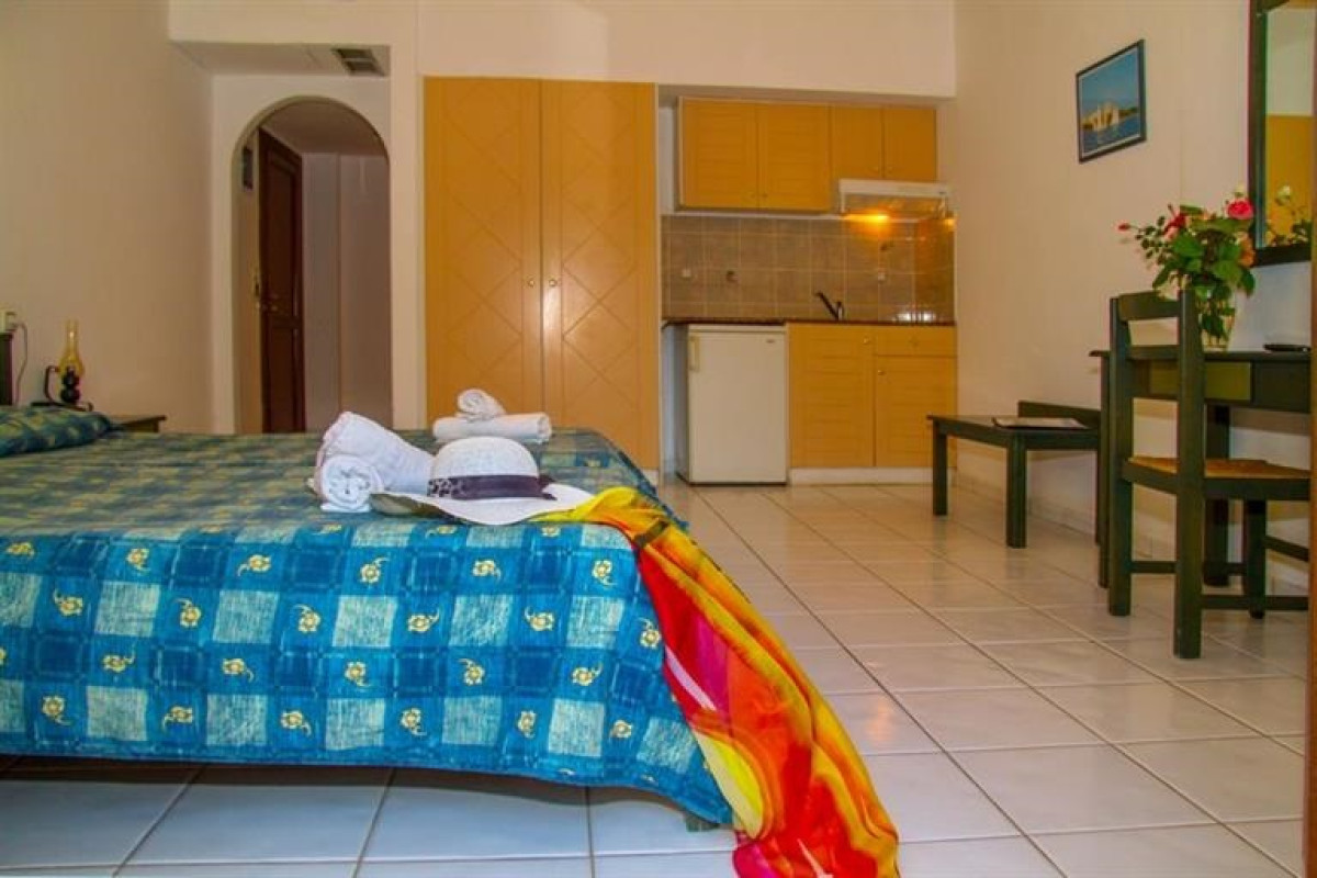 LYDA CLUB HOTEL
