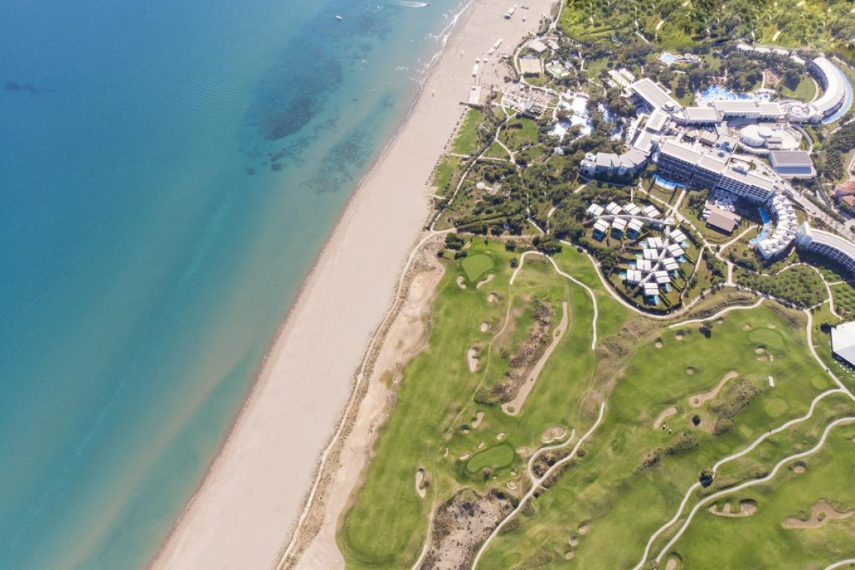 LYKIA WORLD & LINKS GOLF