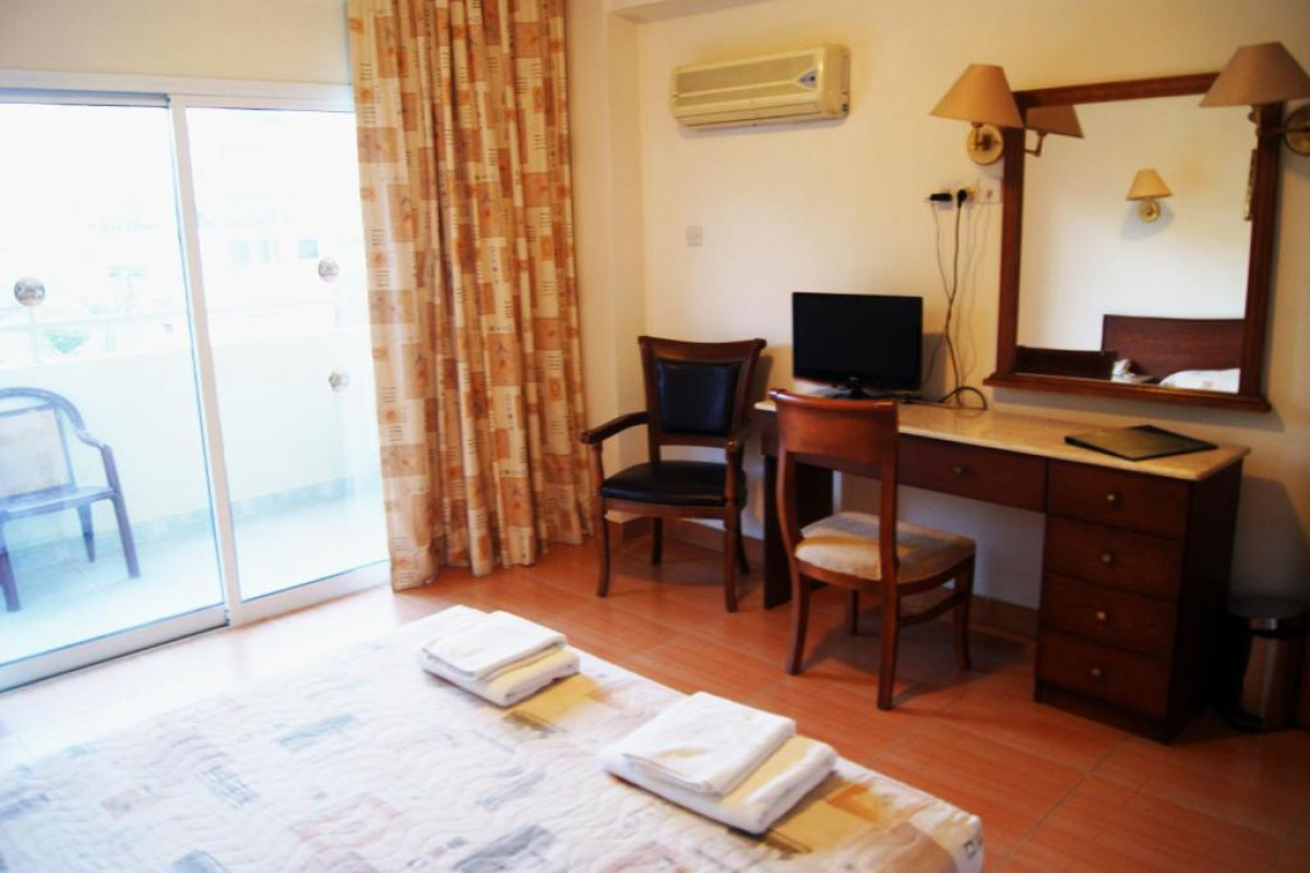 M. Moniatis Hotel