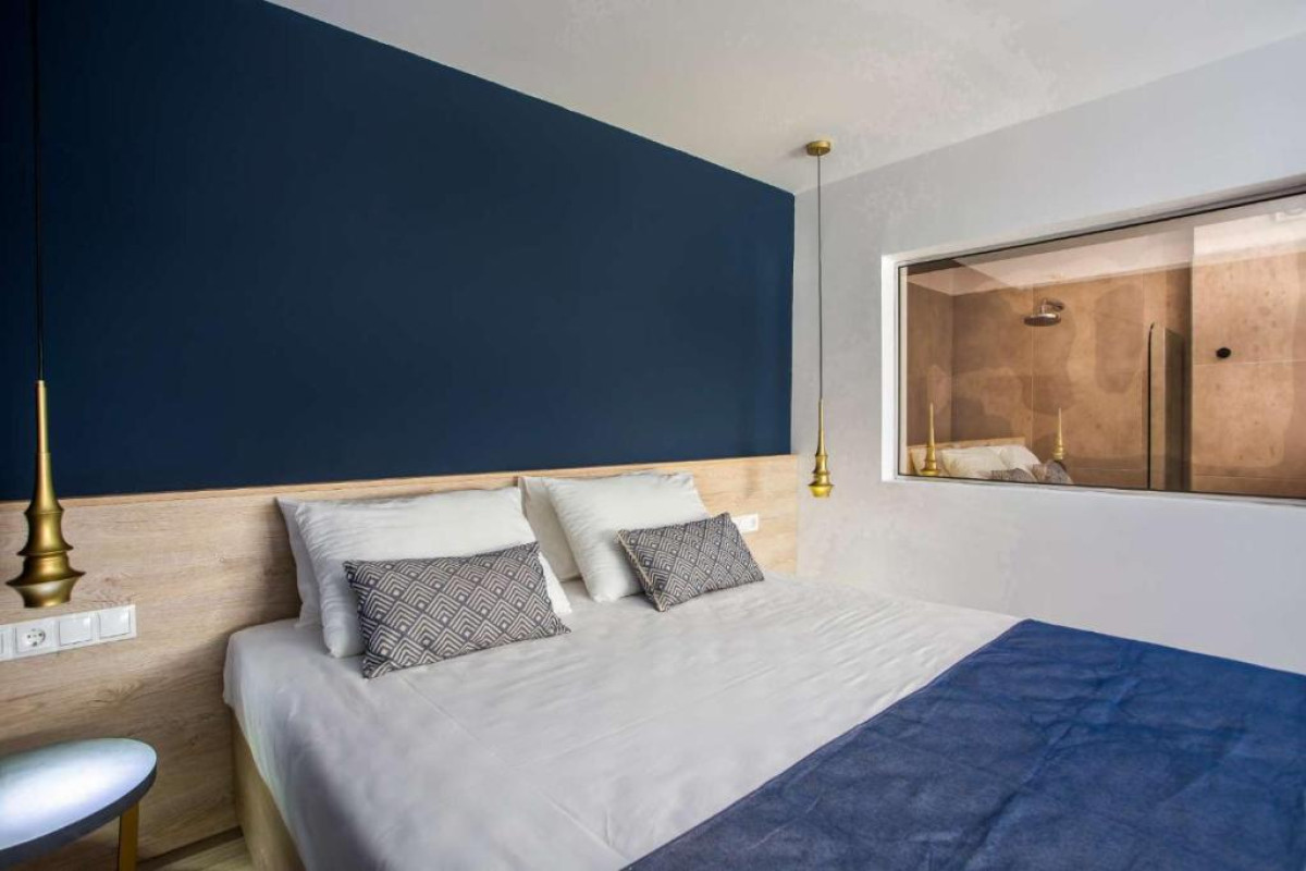 MADISON BOUTIQUE HOTEL
