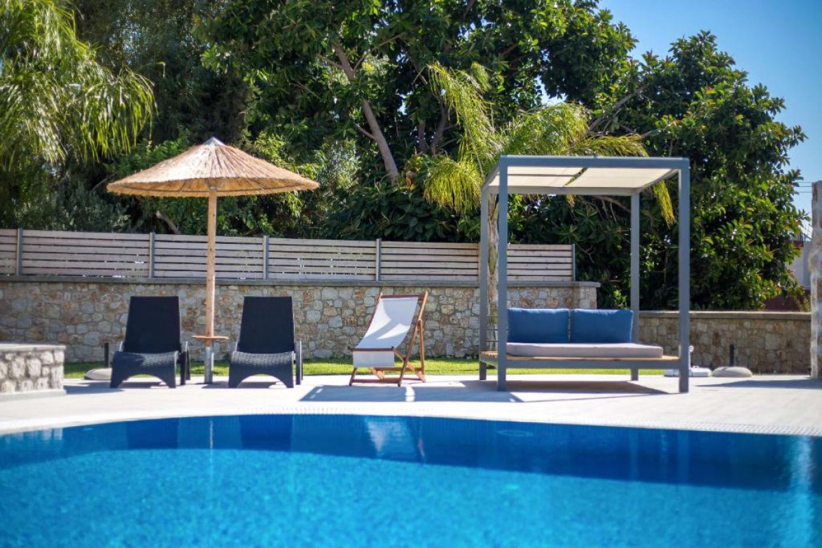 MADISON BOUTIQUE HOTEL