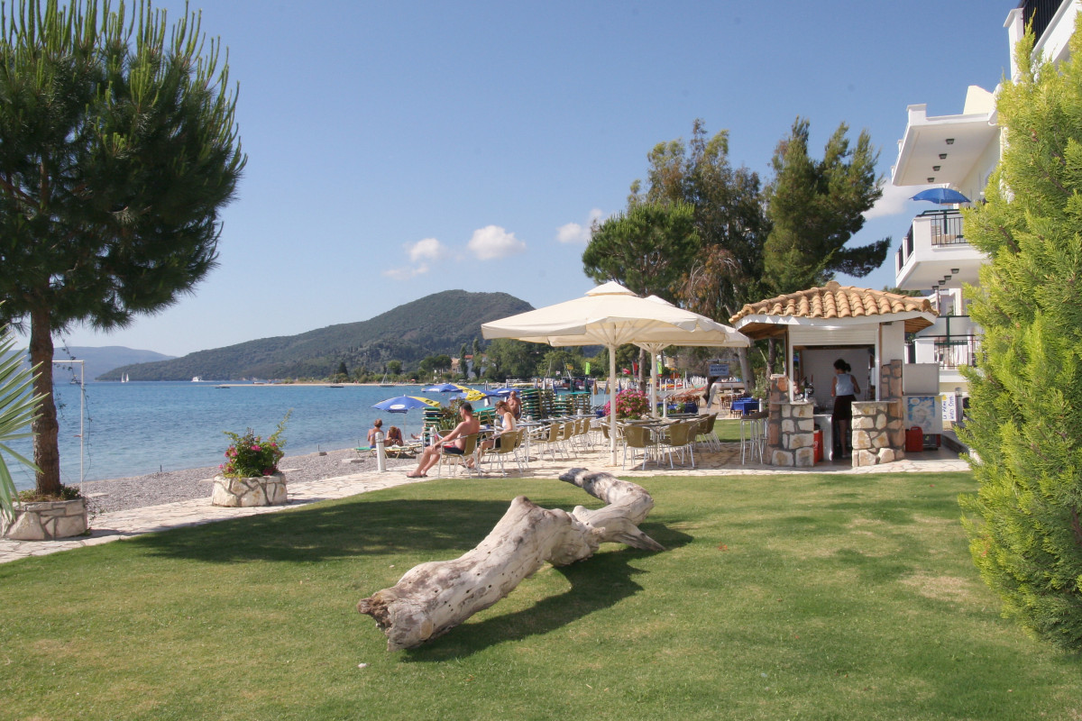 Madouri Beach Aparthotel