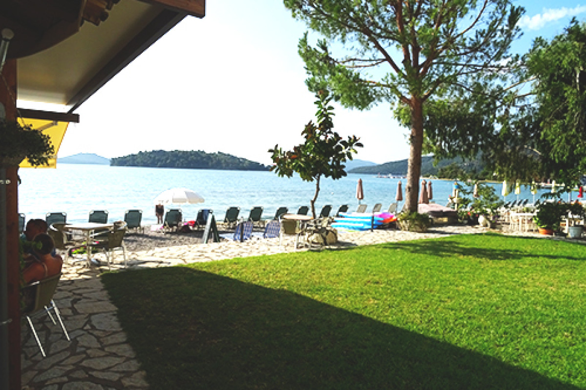 Madouri Beach Aparthotel