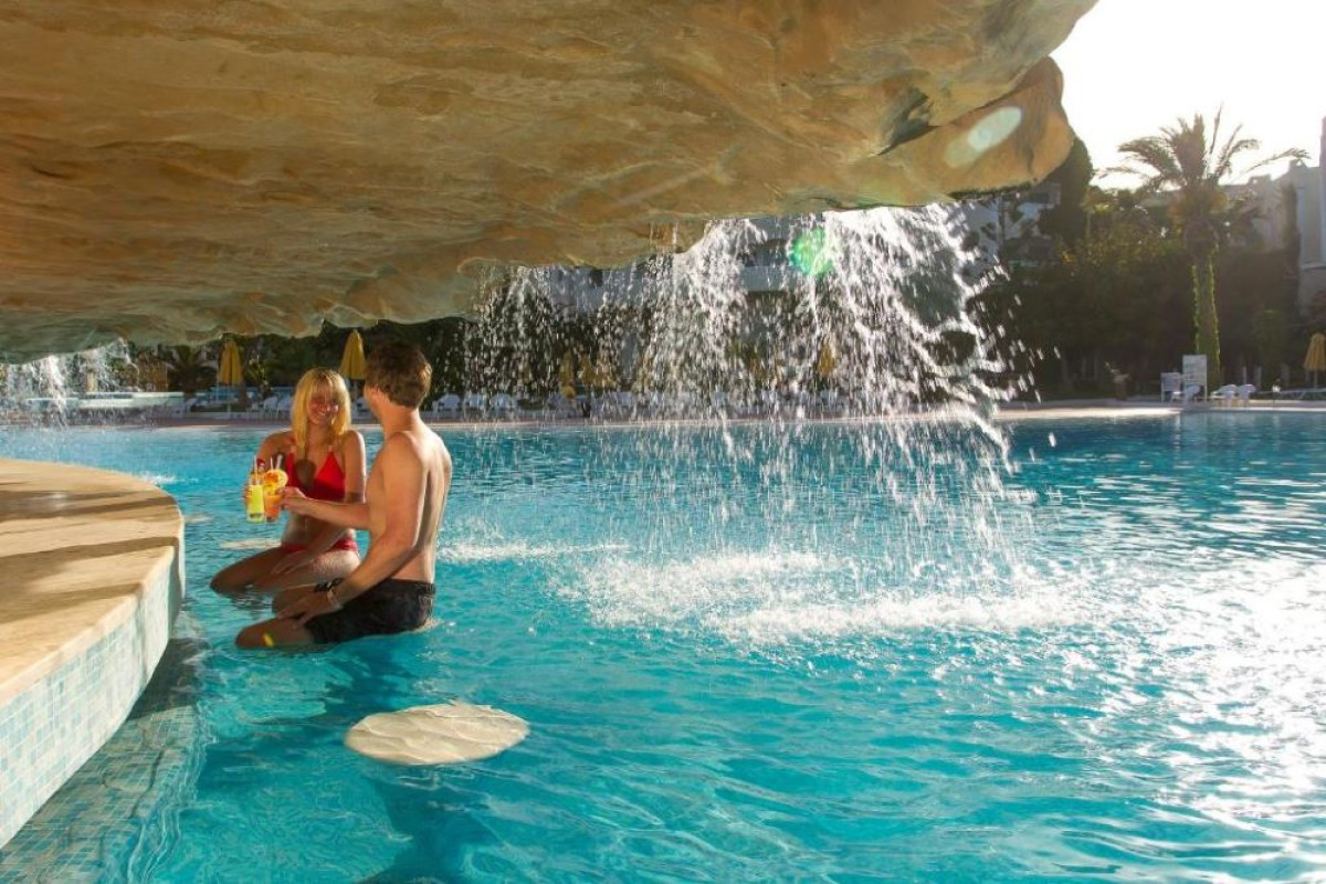 MAHDIA BEACH & AQUAPARK