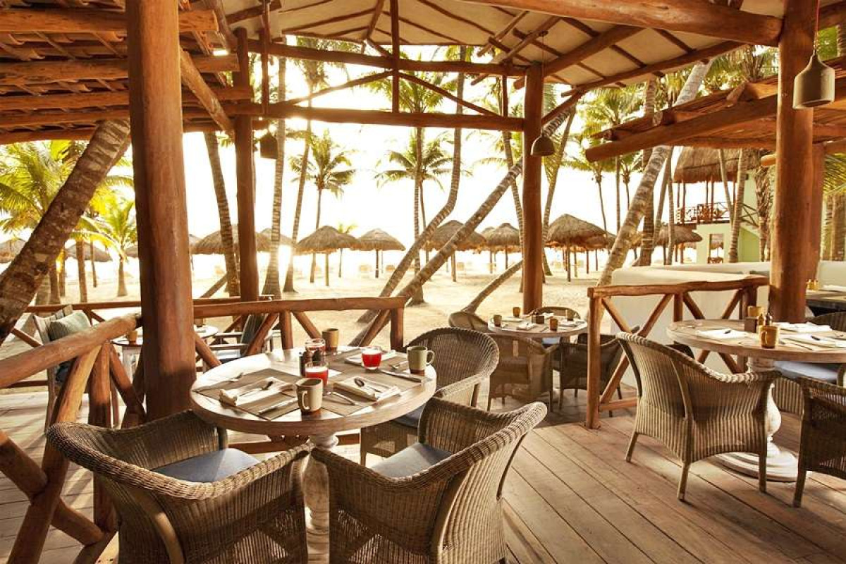 MAHEKAL BEACH RESORT