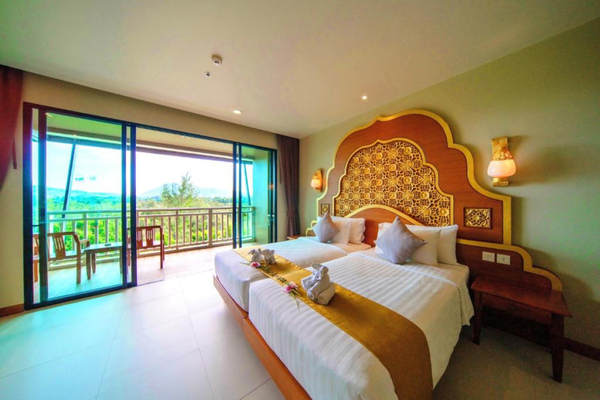 Maikhao Palm Beach Resort