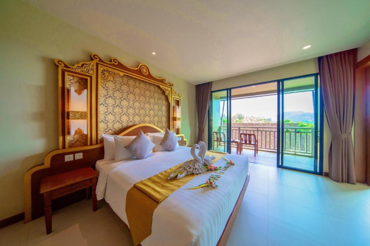 Maikhao Palm Beach Resort