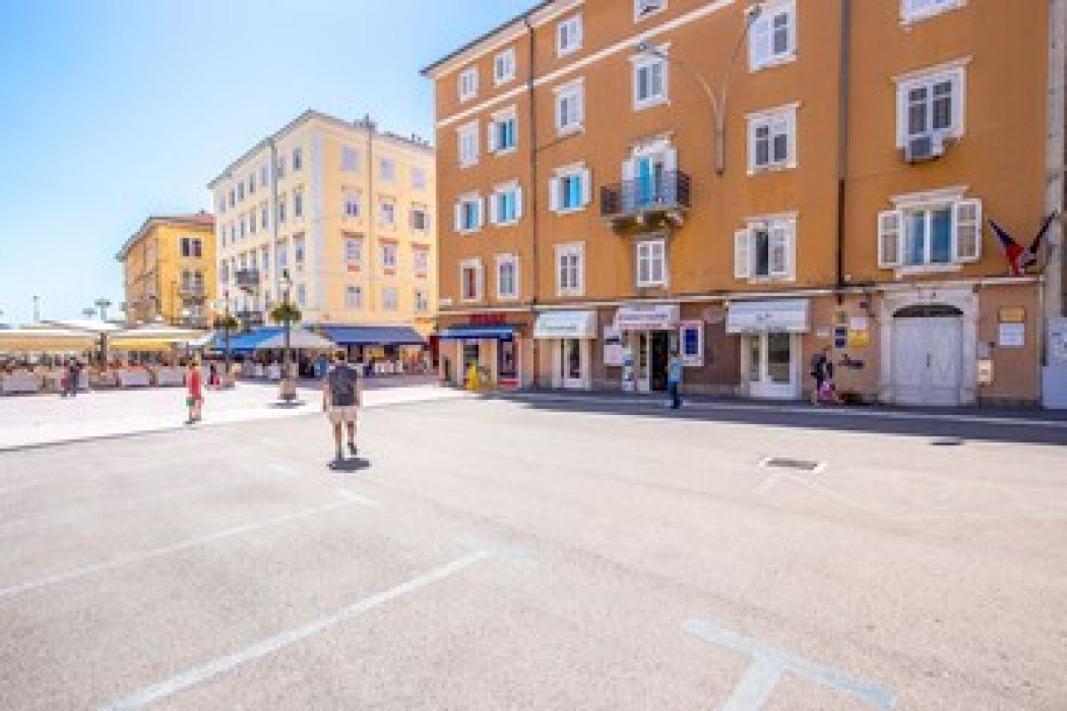 MAIN STREET APARTMENTS