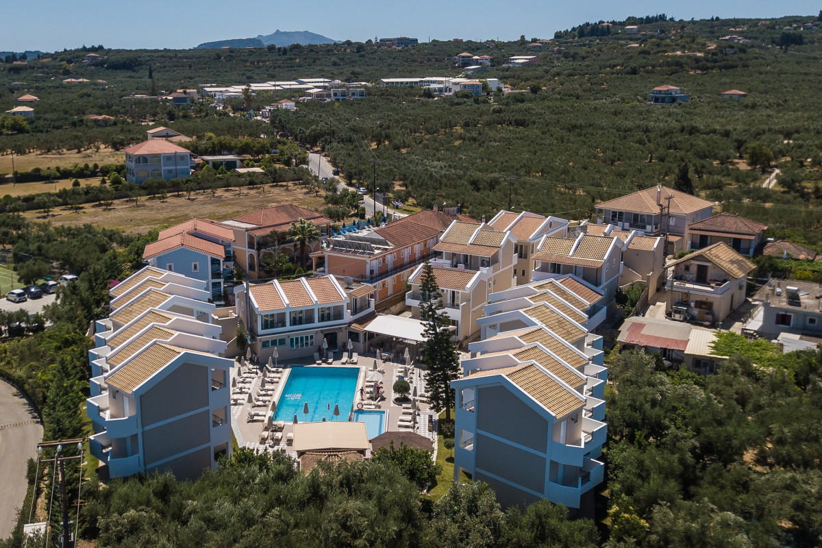 MAISTRALI APARTMENTS