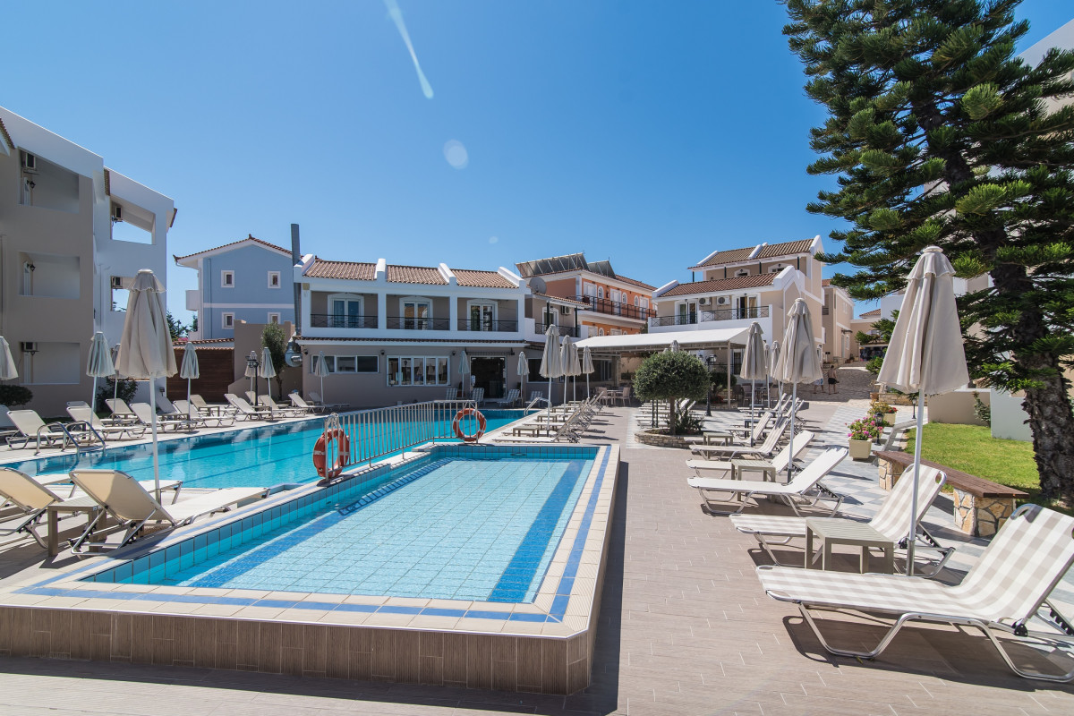 MAISTRALI APARTMENTS