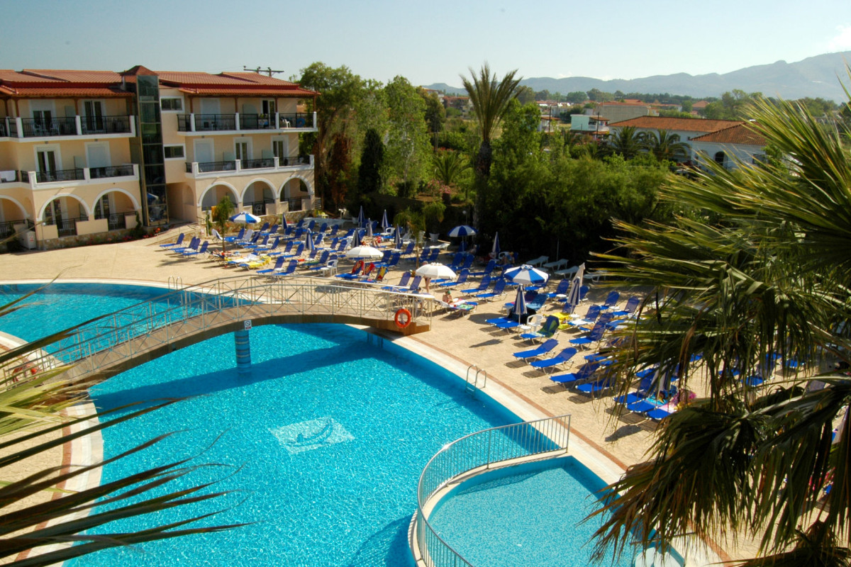 MAJESTIC HOTEL & SPA - LAGANAS