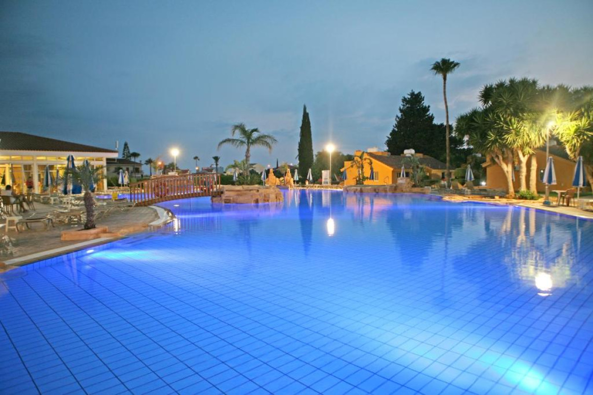 MAKRONISOS VILLAGE