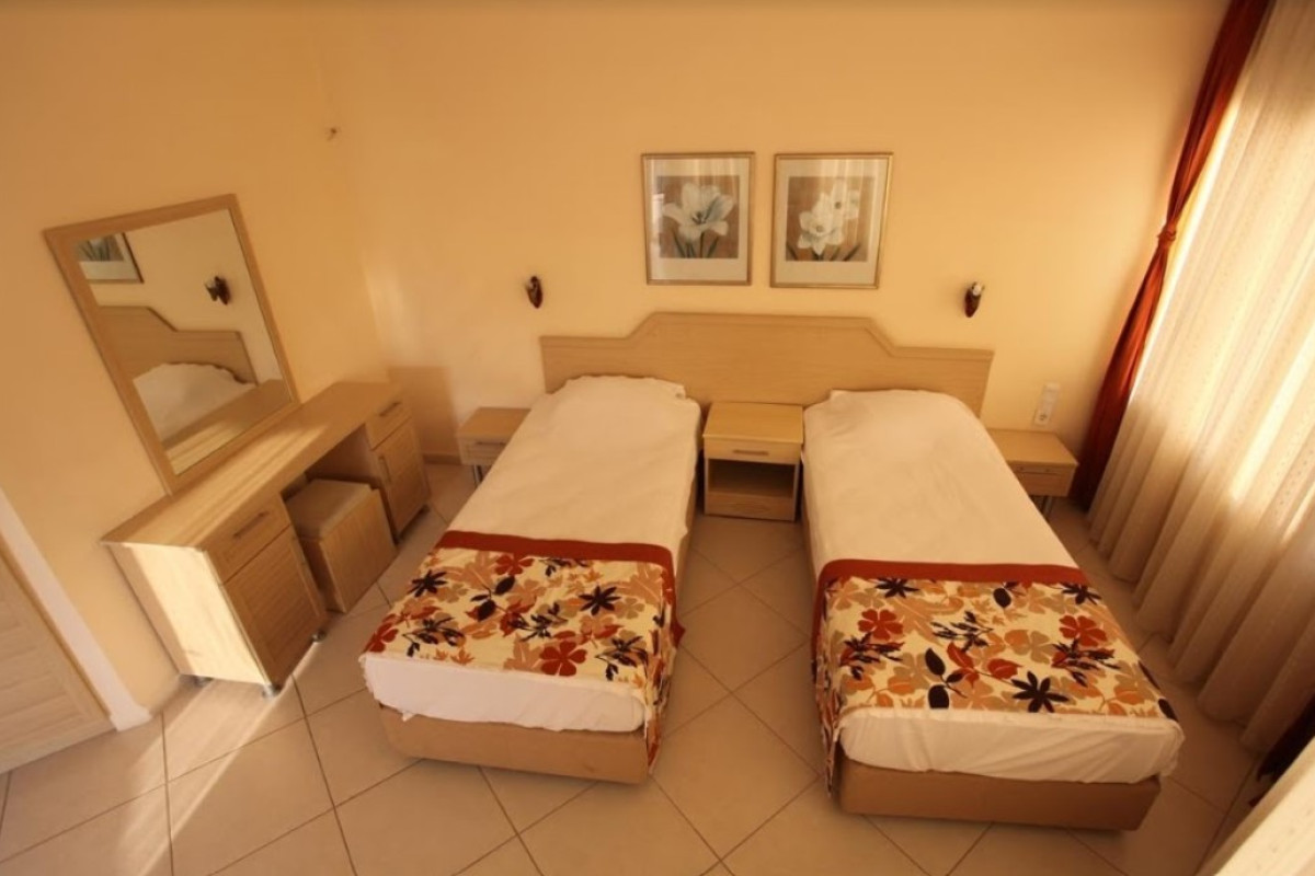 MALHUN HOTEL
