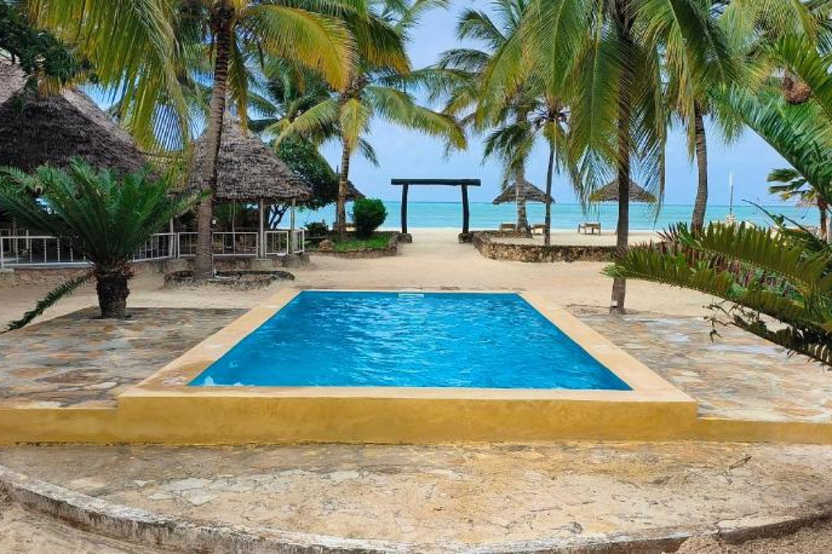 Mambo Ocean Resort