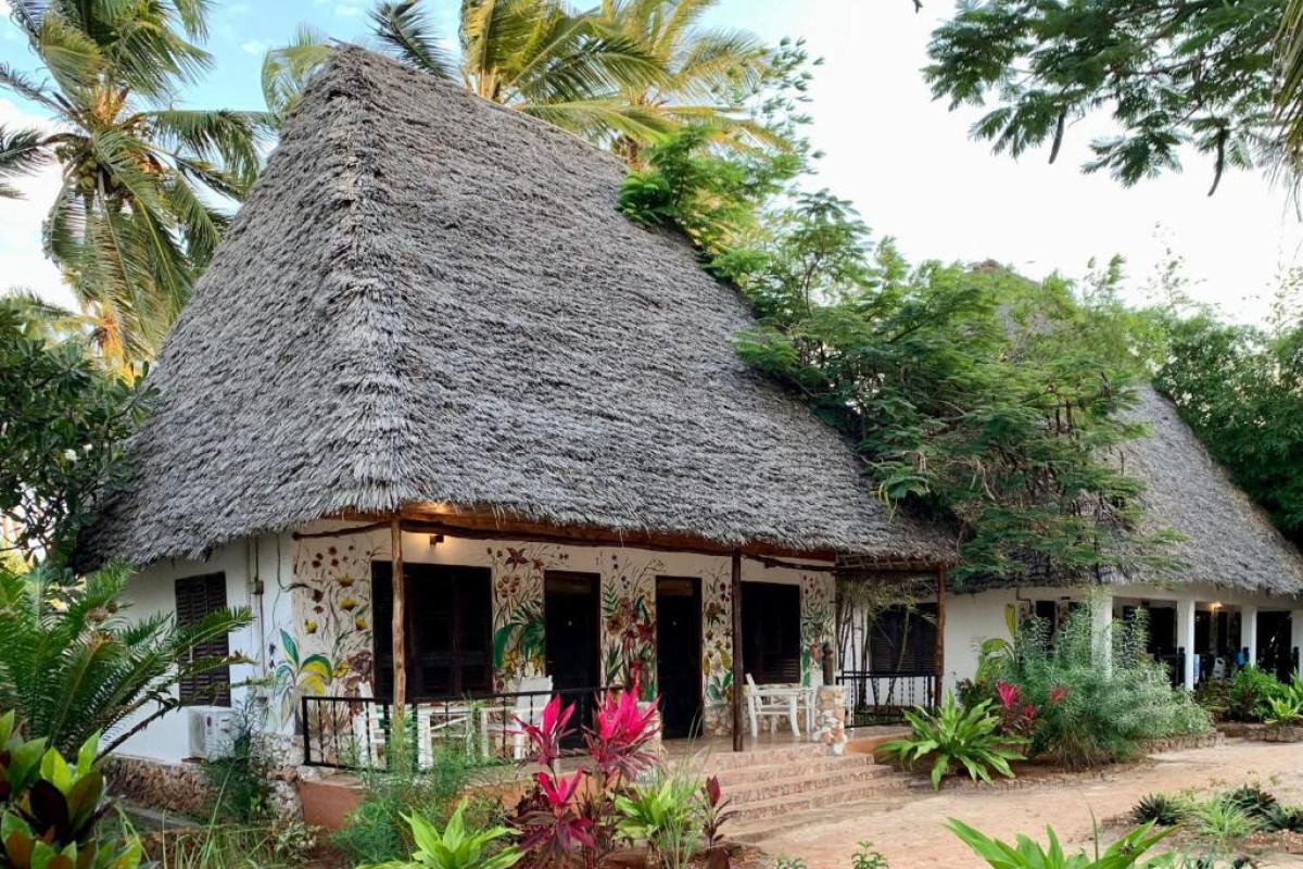 Mambo Ocean Resort
