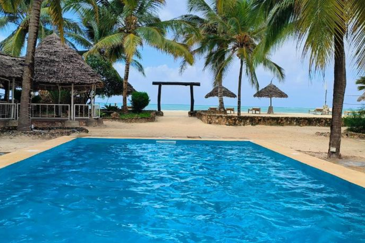 Mambo Ocean Resort