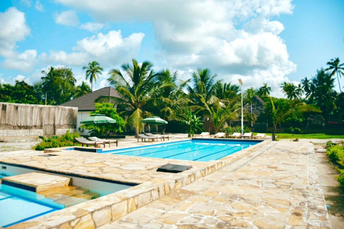 Mambo Ocean Resort