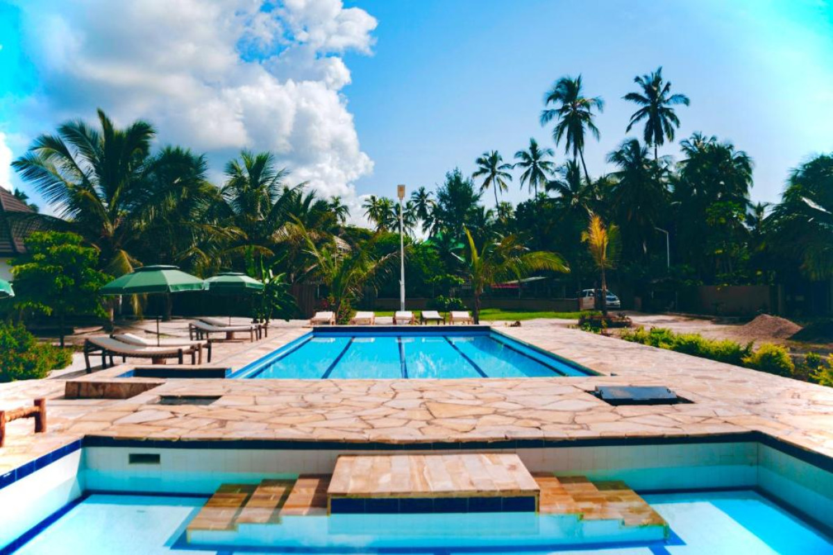 Mambo Ocean Resort