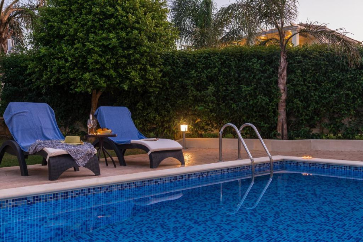 Mamfredas Luxury Resort