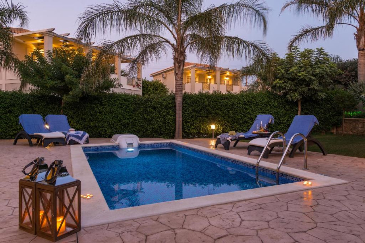 Mamfredas Luxury Resort