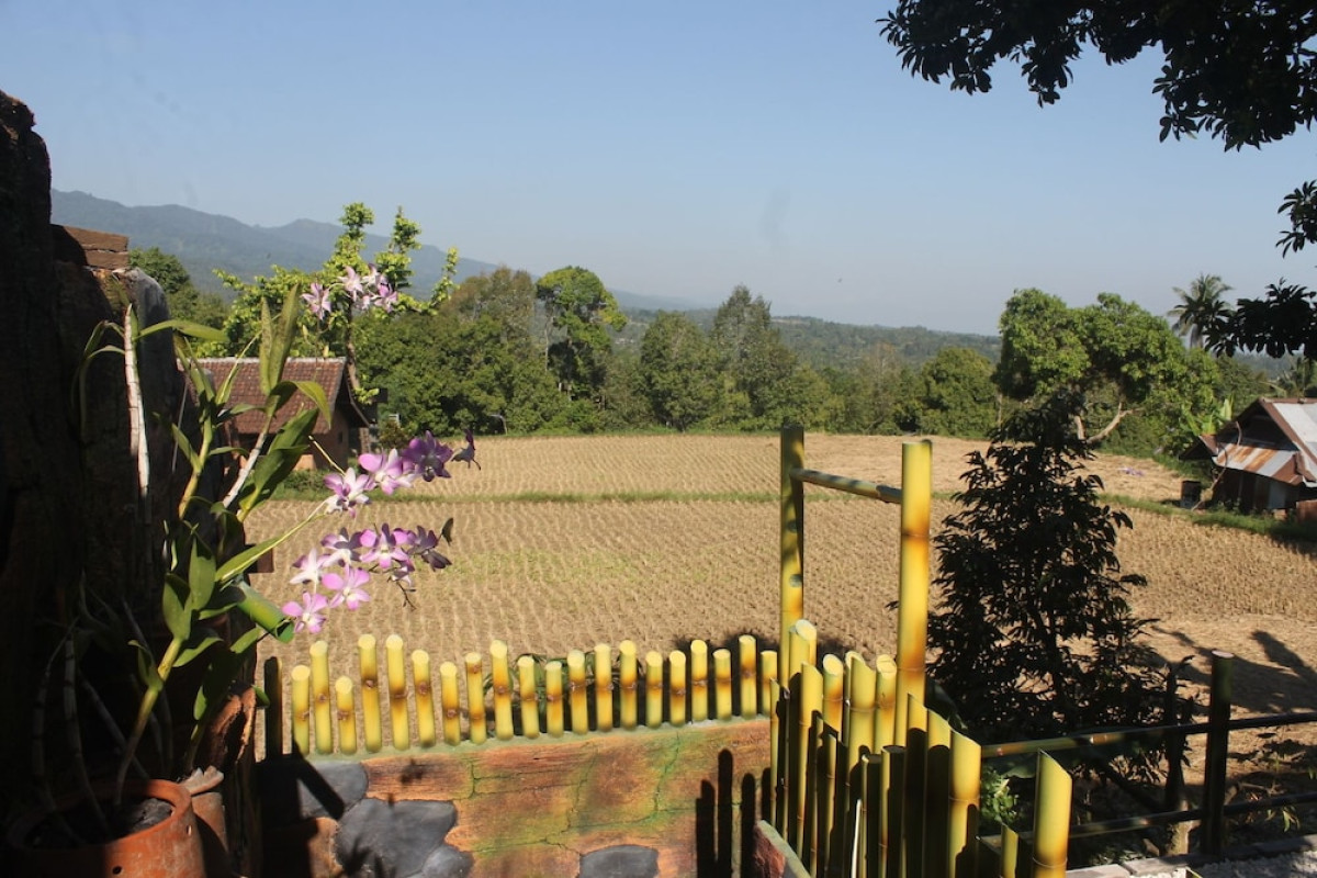 Mandhasativa Homestay