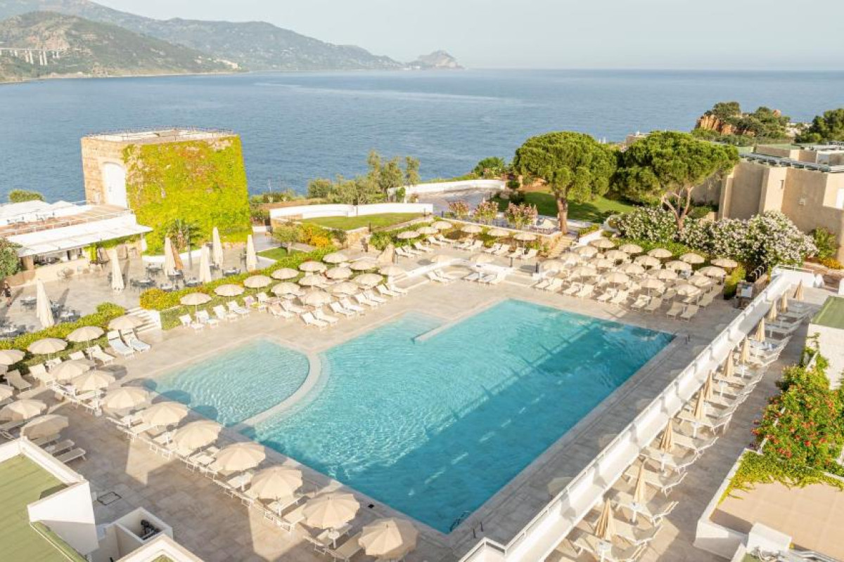 Mangia's Pollina Resort