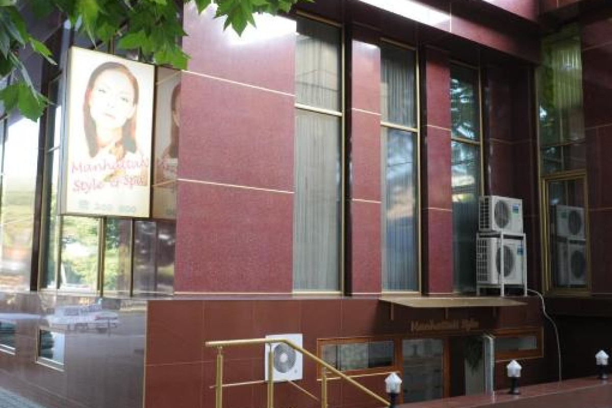 Manhattan Hotel & Restaurant