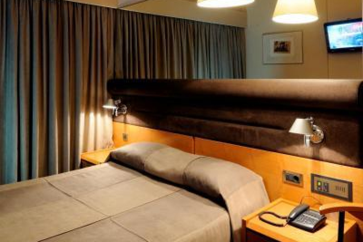 Maniatis Hotel