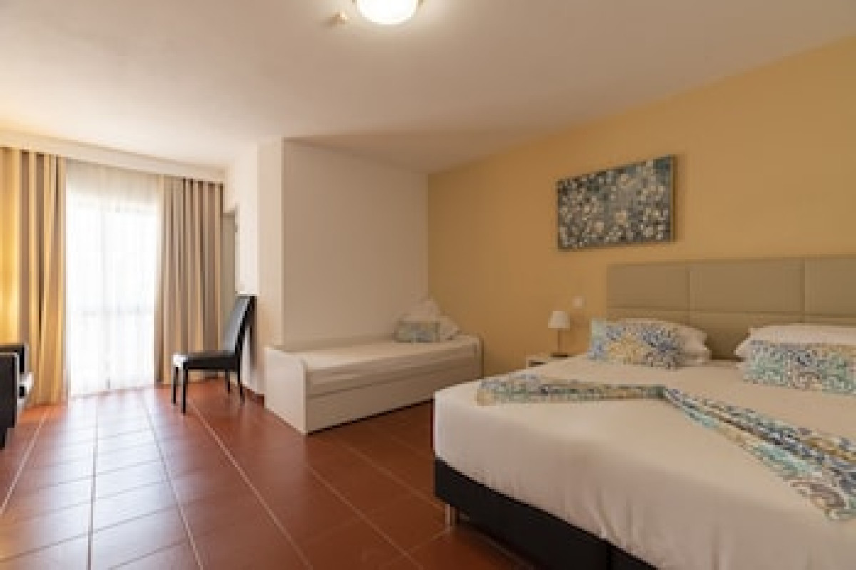 Manta Guest