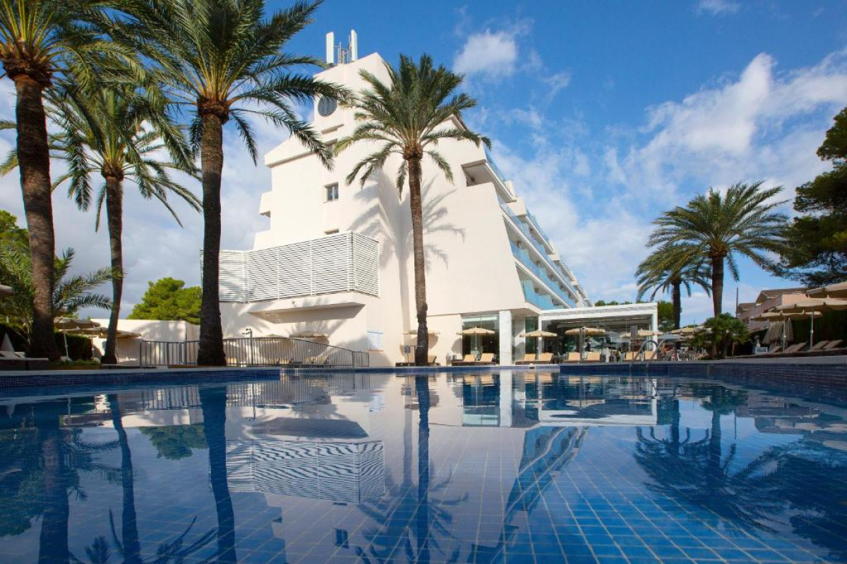 Mar Hotels Playa De Muro Suites