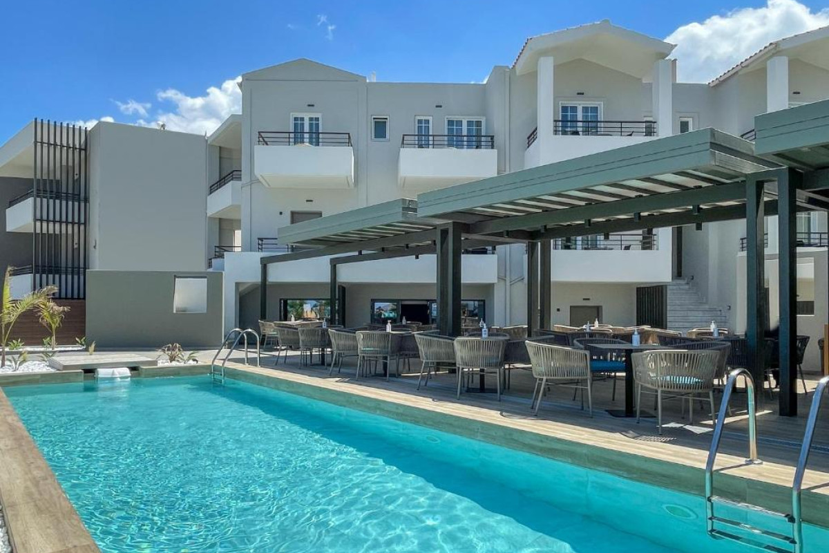 Mare Blue & Suites, Adults 16+ Hotel