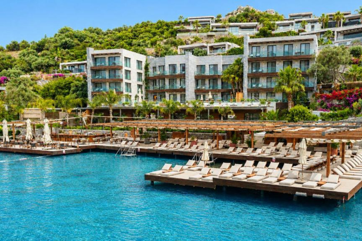 MARE DELUXE RESIDENCE VILLAS