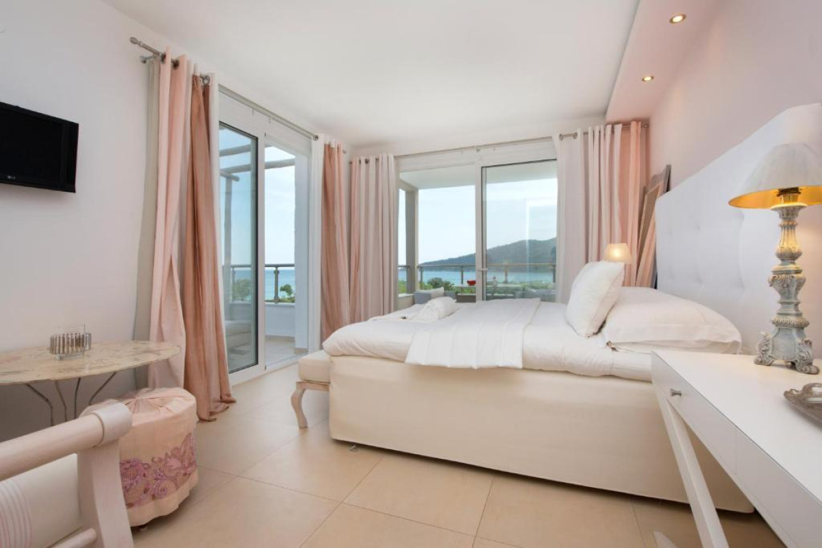 Mare Monte Small Boutique Hotel