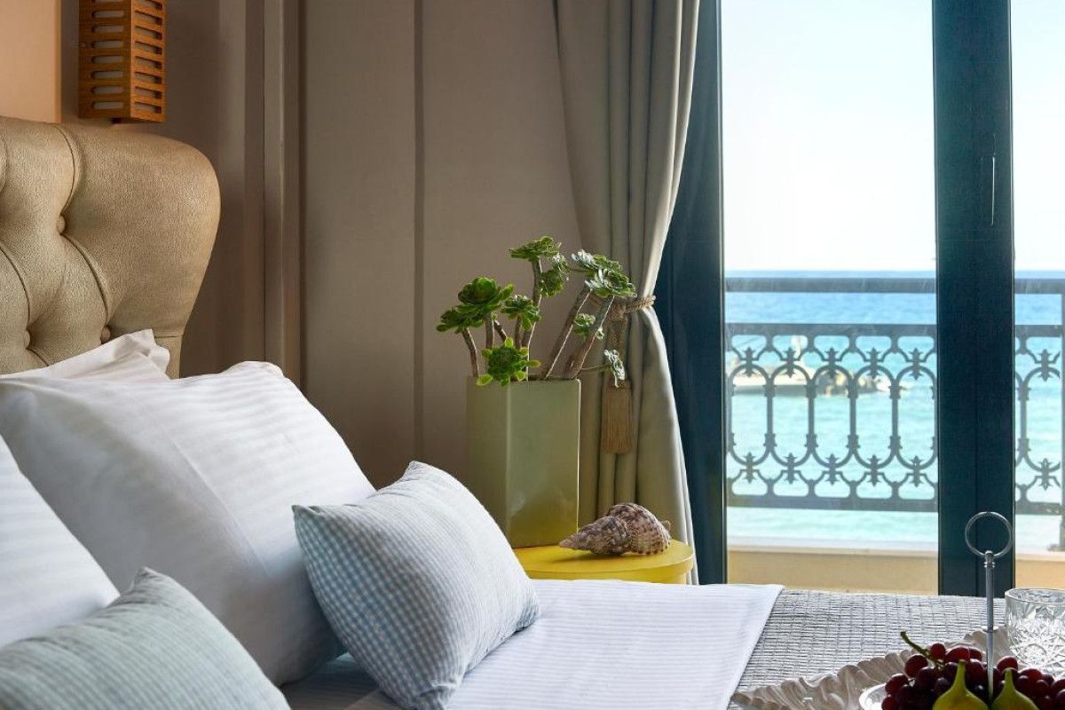 Marelina Villas Panormo