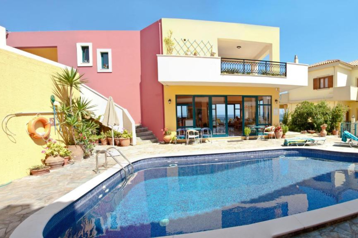 Marelina Villas Panormo