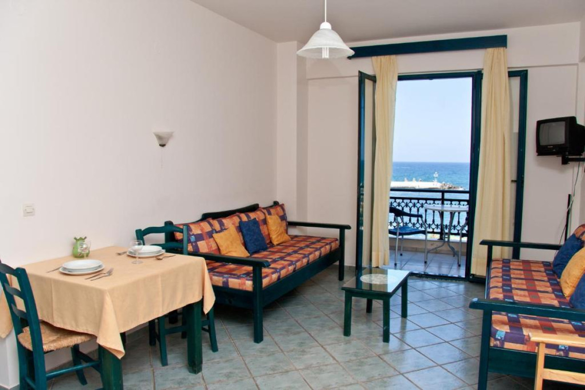 Marelina Villas Panormo