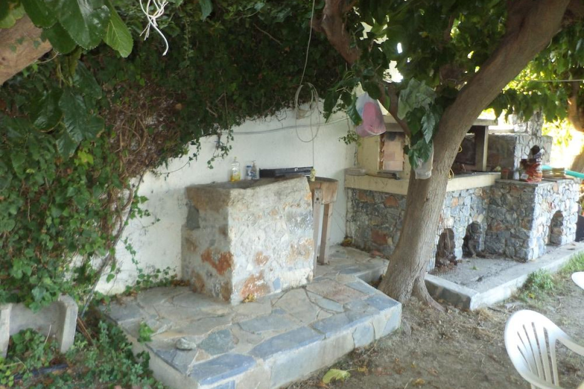 MARIA APARTMENTS